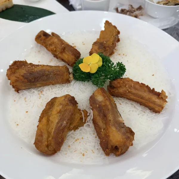 周日去上海约朋友吃饭