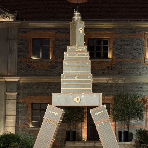 周日去上海约朋友吃饭