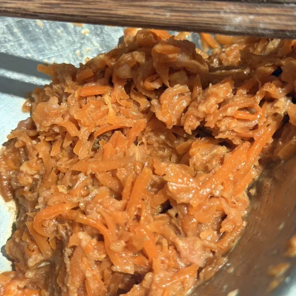 周日自己做了胡萝卜牛肉包子